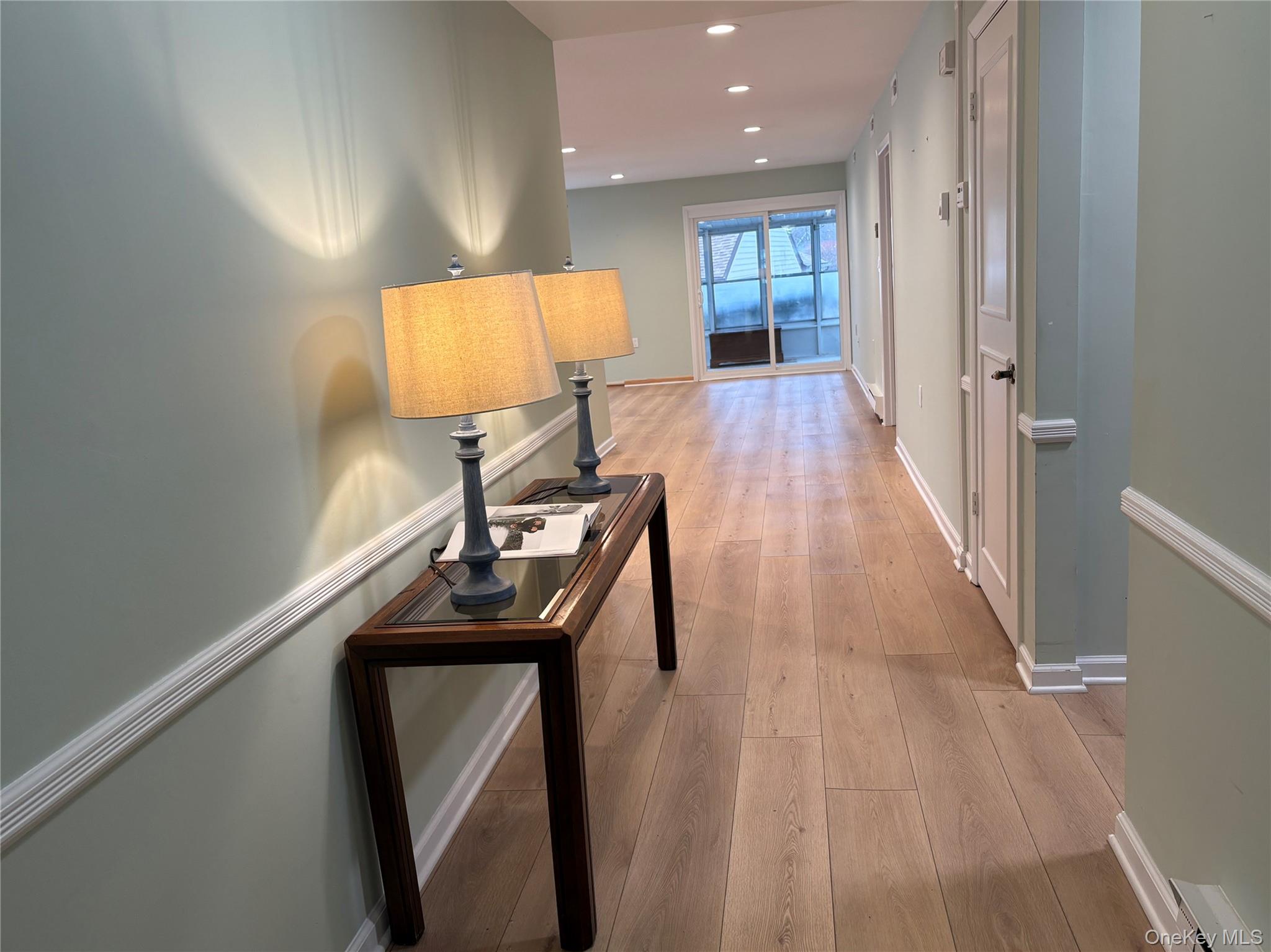 498 Cranston Lane Ridge, NY 11961 - Photo 2 of 30 Entry