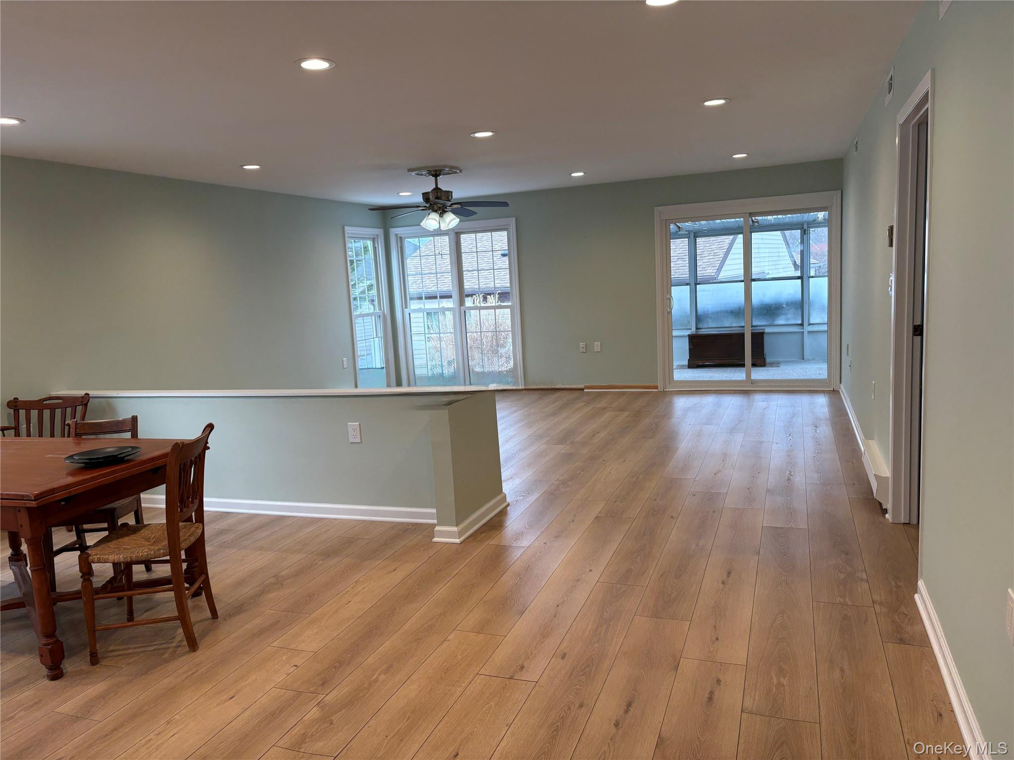 498 Cranston Lane Ridge, NY 11961 - Photo 3 of 30