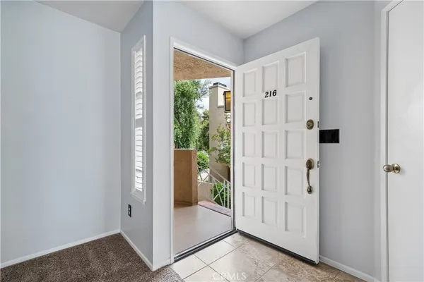 $515,000 | 23715 Del Monte Dr., Unit 216, Valencia, CA 91355