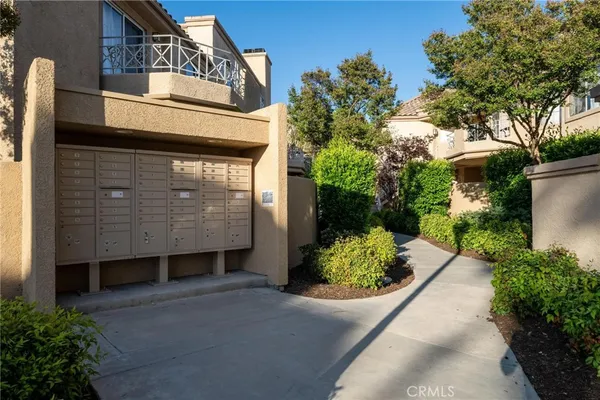 $515,000 | 23715 Del Monte Dr., Unit 216, Valencia, CA 91355