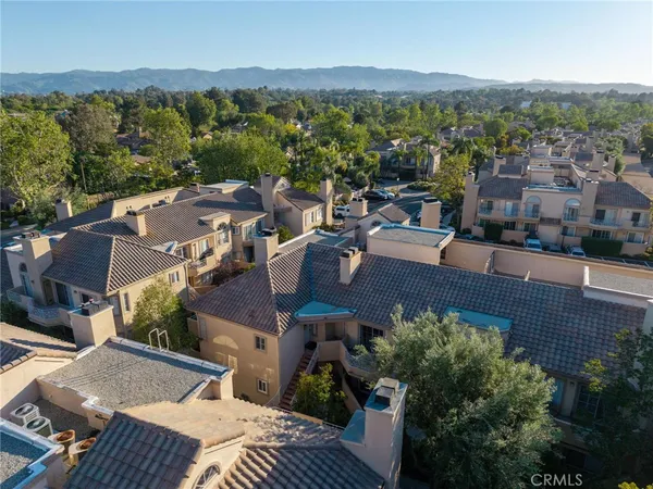 $515,000 | 23715 Del Monte Dr., Unit 216, Valencia, CA 91355