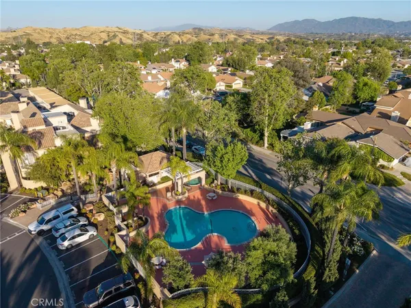 $515,000 | 23715 Del Monte Dr., Unit 216, Valencia, CA 91355