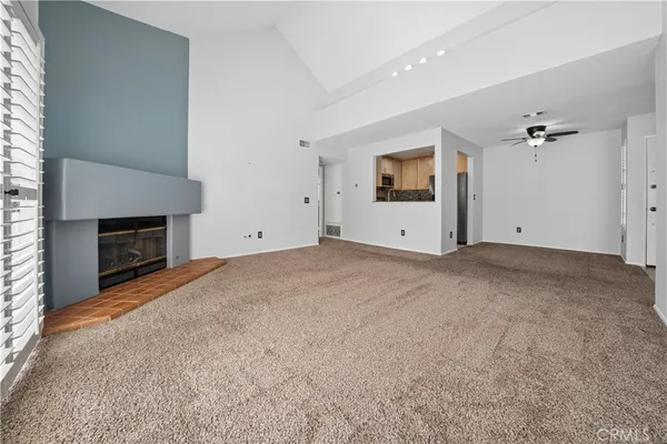 $515,000 | 23715 Del Monte Dr., Unit 216, Valencia, CA 91355