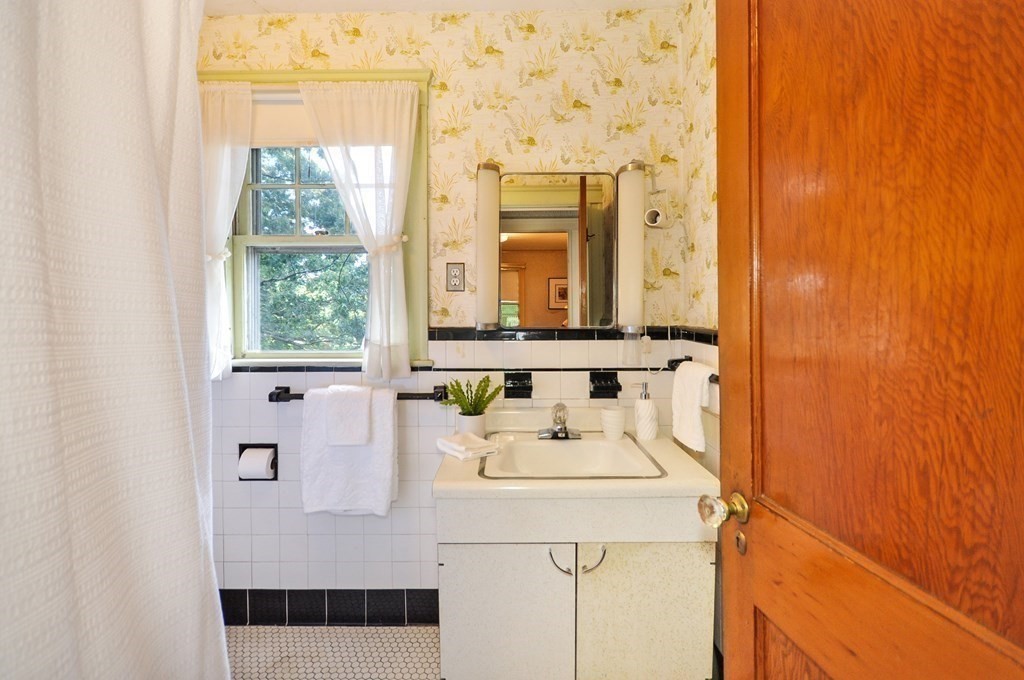 3 Pine Ridge Road Arlington, MA 02476 - Photo 20 of 24