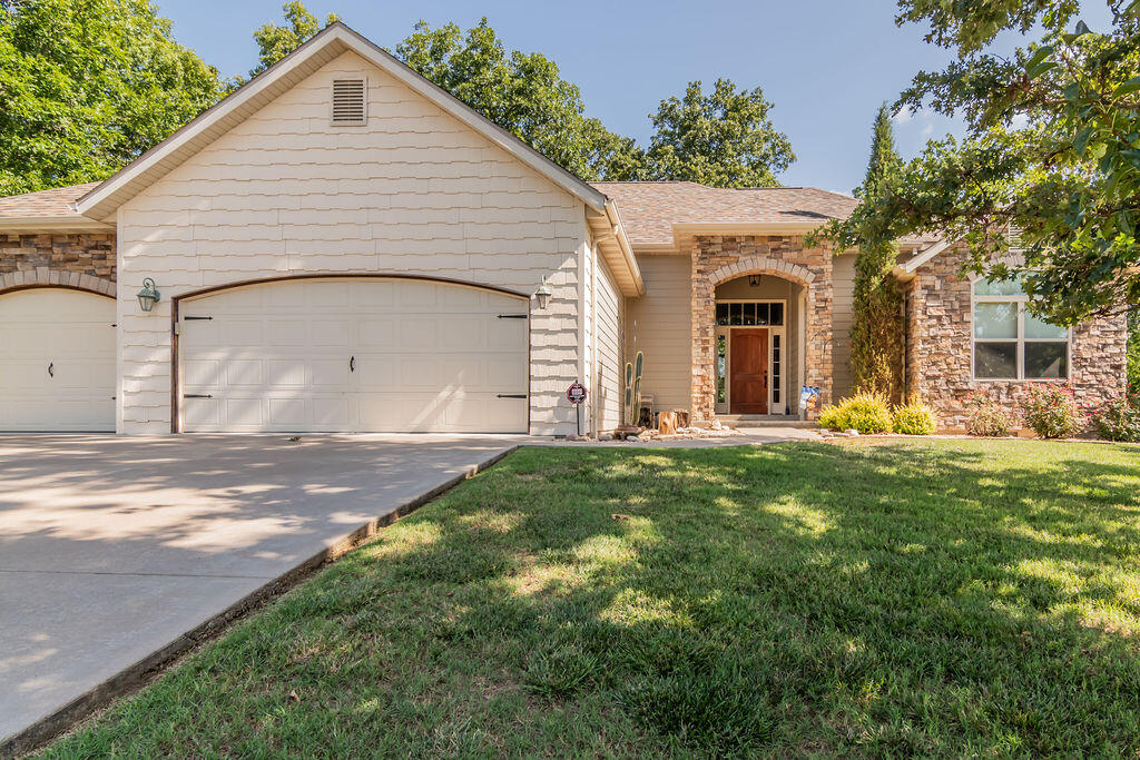 71 Fox Hollow Road Reeds Spring, MO 65737 - Photo 1 of 1 Welcome Home