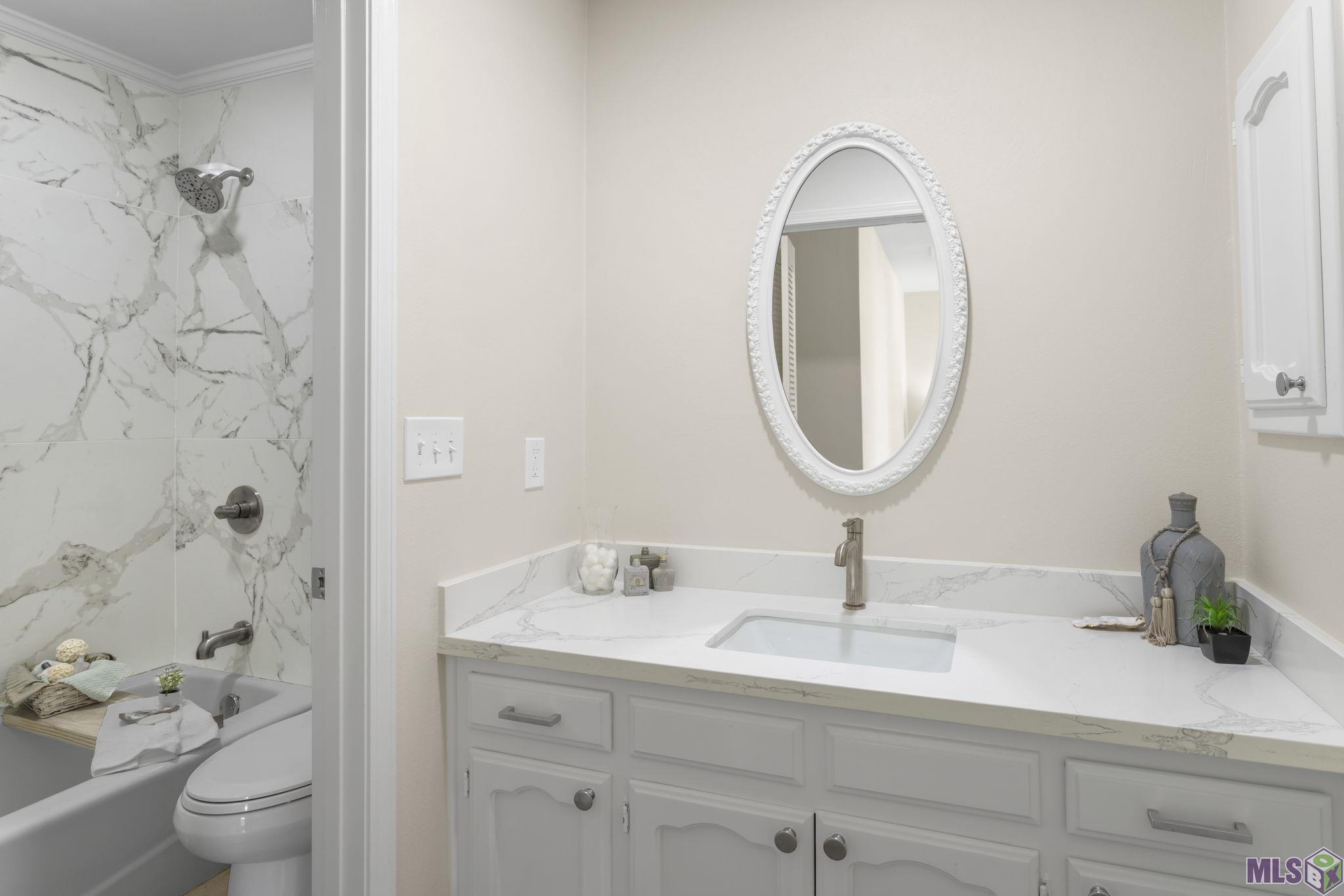 13542 Ridgeview Drive Baton Rouge, LA 70817 - Photo 8 of 18 Master Bath
