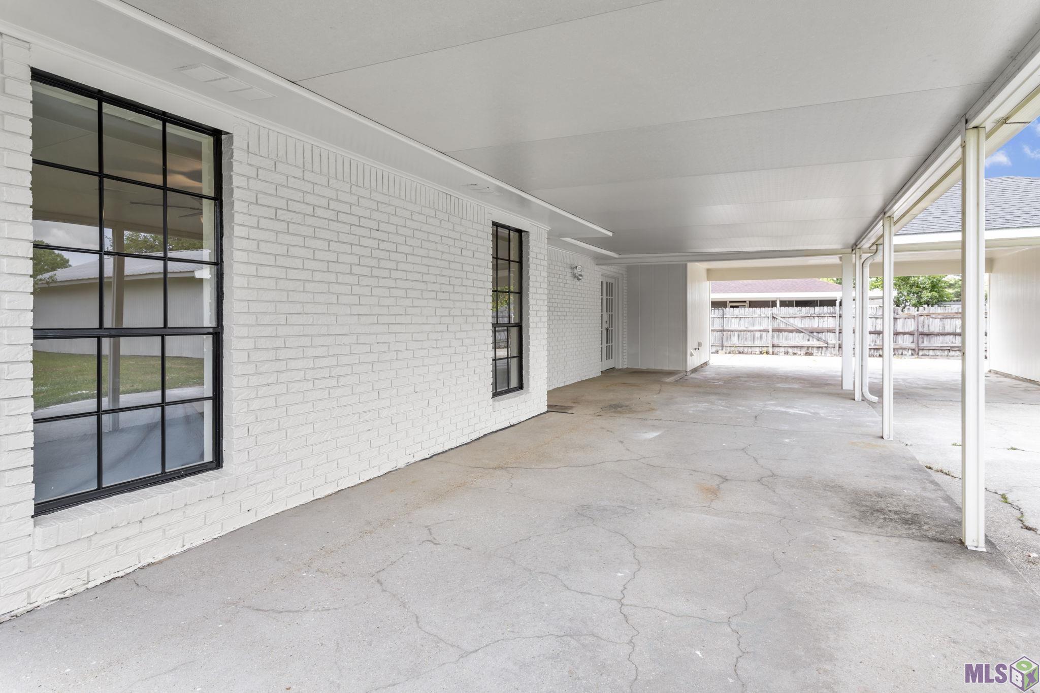 13542 Ridgeview Drive Baton Rouge, LA 70817 - Photo 10 of 18 Rear Patio