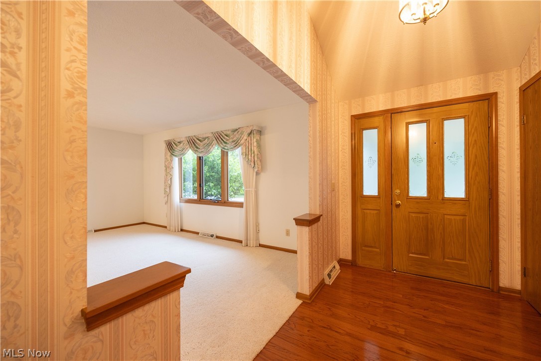 14565 Sheldon Road Cleveland, OH 44130 - Photo 17 of 48