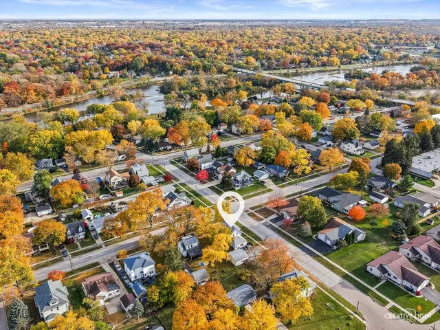 $295,000 | 428 South Main Street, Montgomery, IL 60538