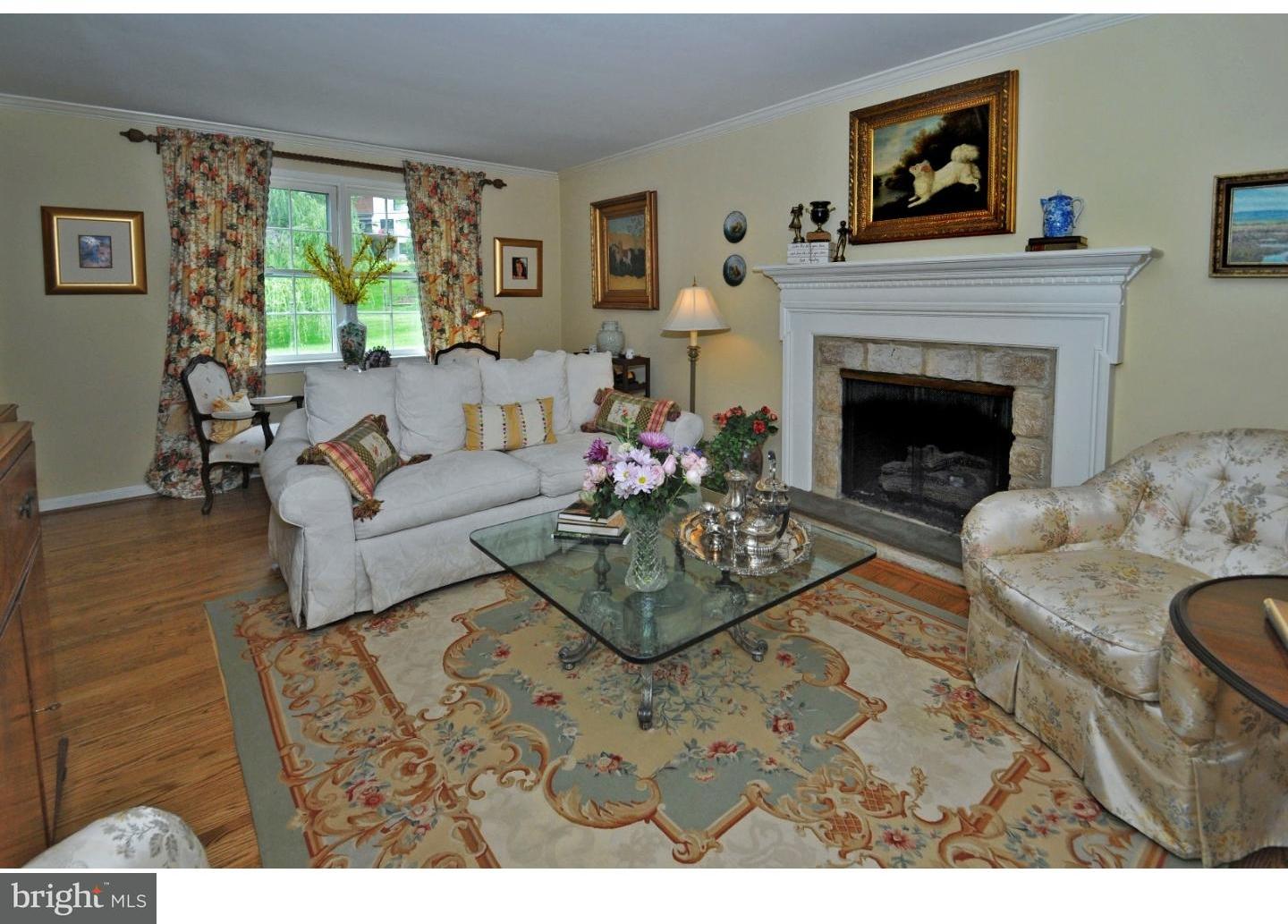 1211 George Road Jenkintown, PA 19046 - Photo 3 of 25 Living Room