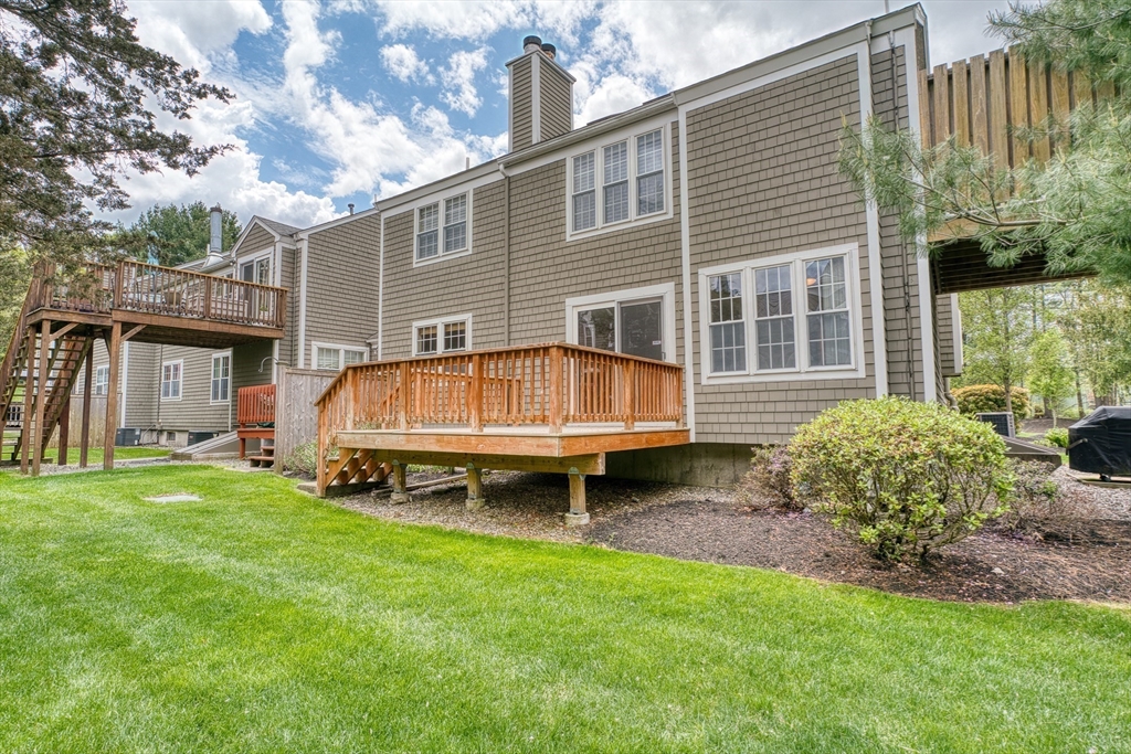 141 Shaw Farm Road, Unit 141 Canton, MA 02021 - Photo 11 of 12 Gallery Image 11