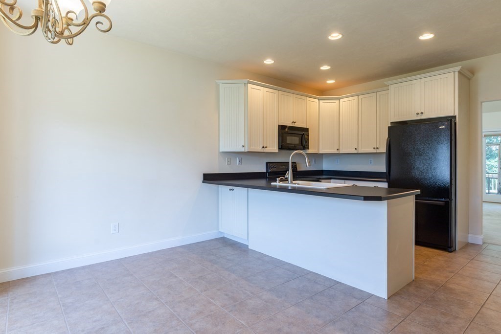 3 Gatecrest Road, Unit 3 Westford, MA 01886 - Photo 12 of 35 Gallery Image 12