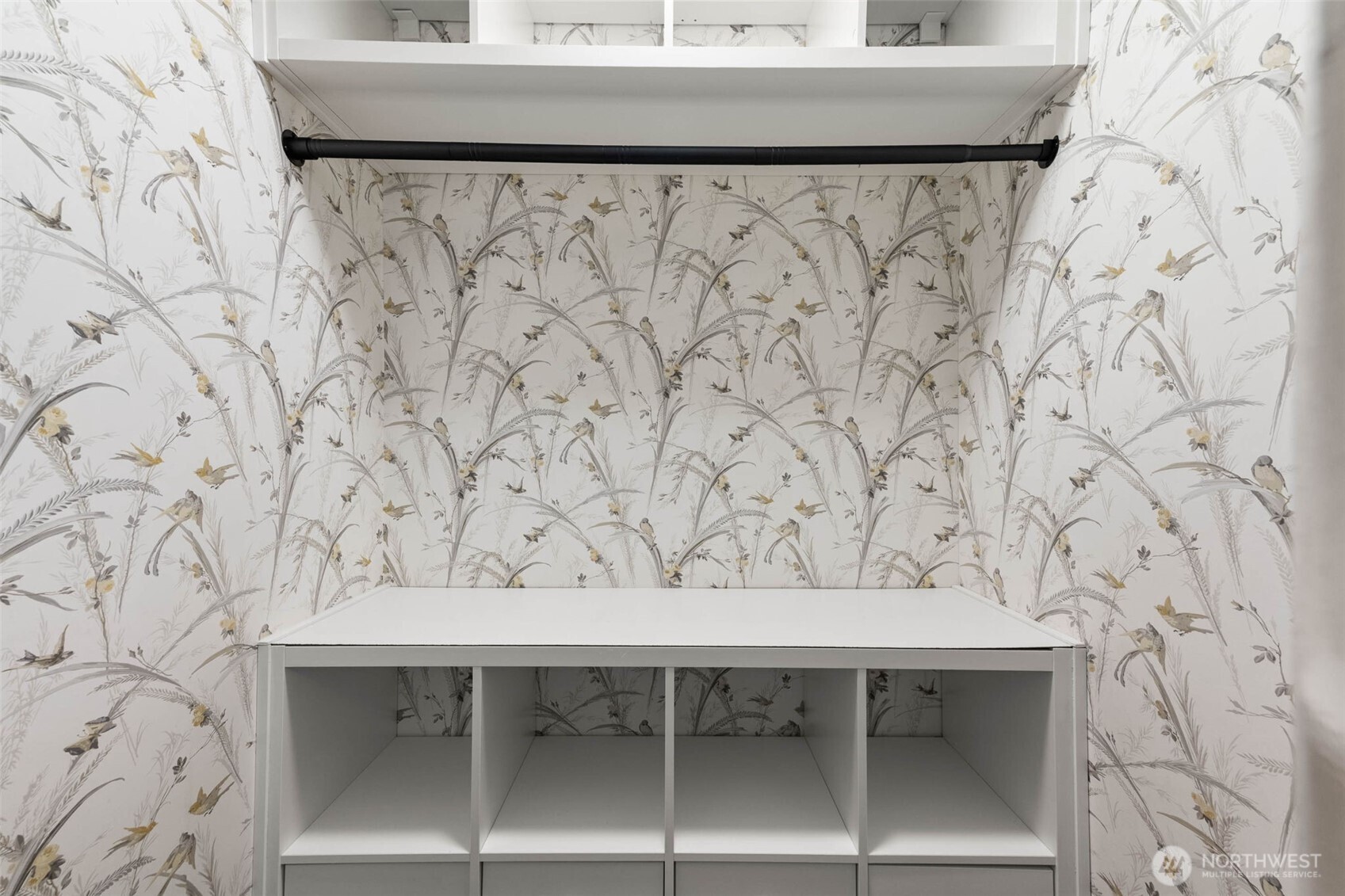 8641 Zircon Drive Southwest, Unit U3 Lakewood, WA 98498 - Photo 23 of 32 a view of a window