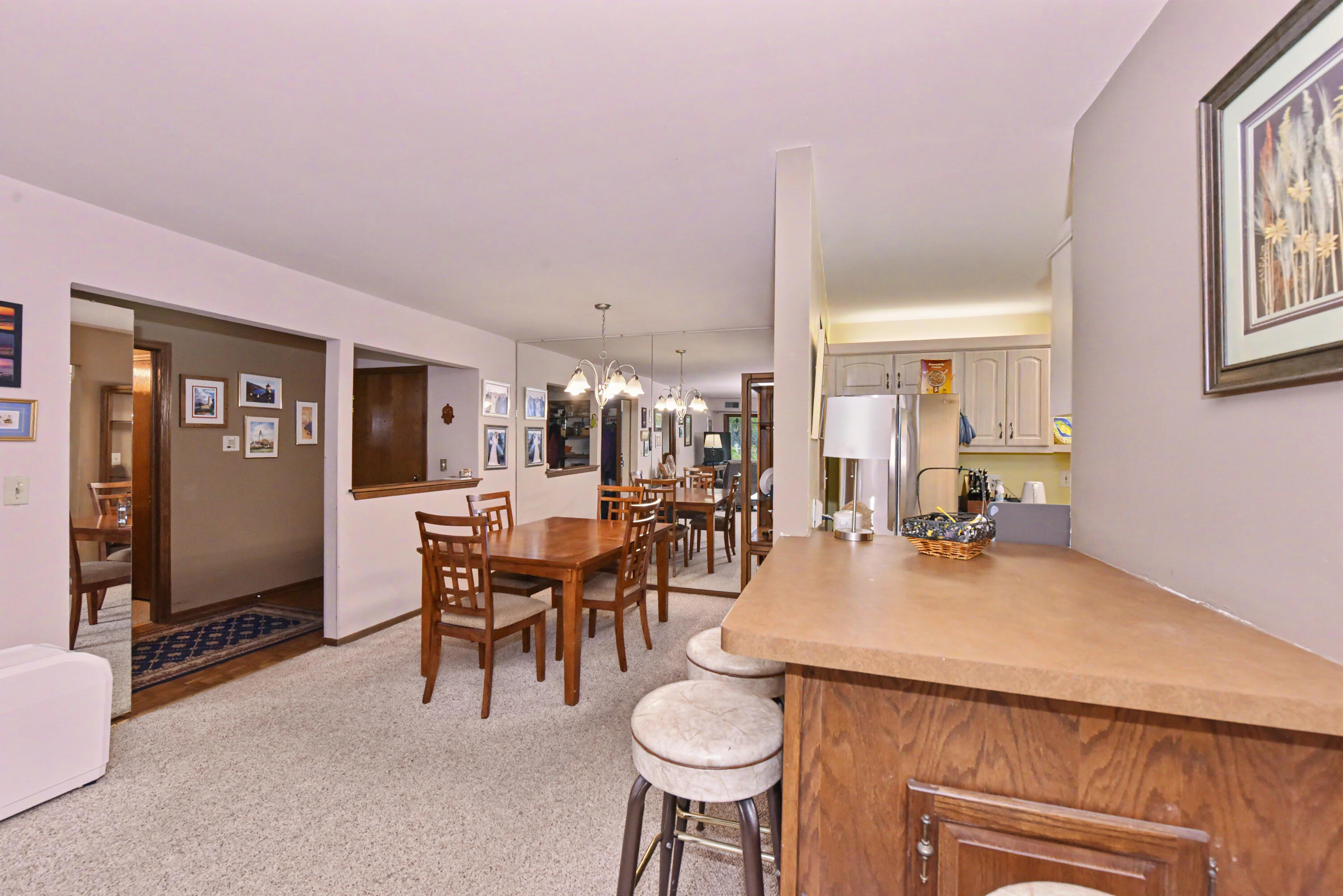 2101 Good Hope Road, Unit 111 Glendale, WI 53209 - Photo 7 of 29 DSC_9038