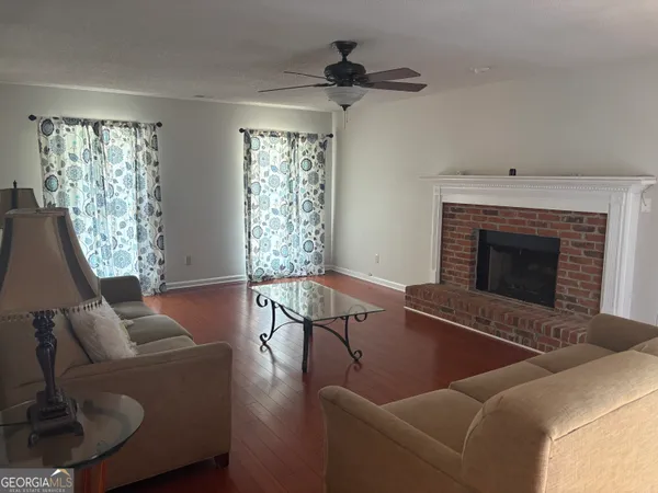 $2,200 | 4961 Brownwood Drive, Powder Springs, GA 30127