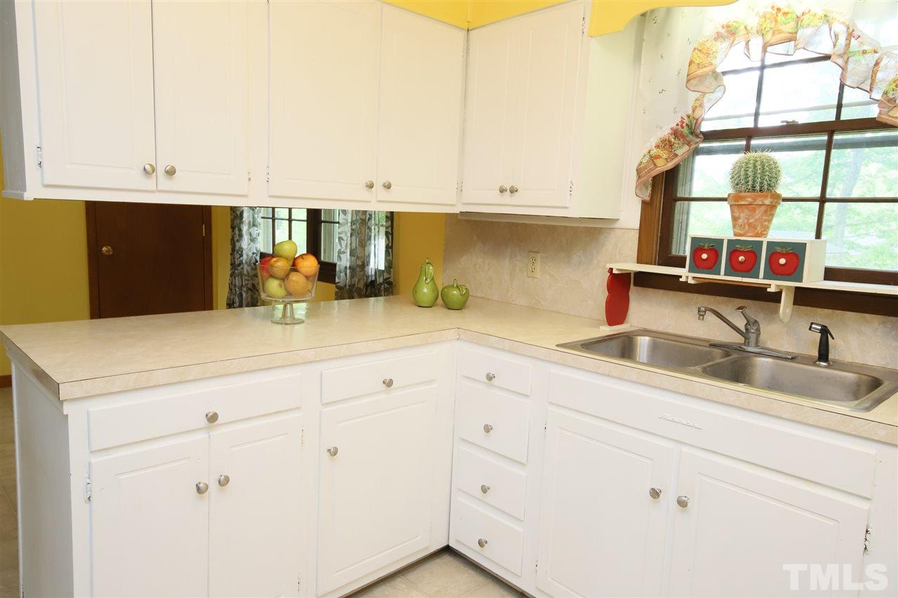 138 Magnolia Drive Roxboro, NC 27573 - Photo 12 of 29