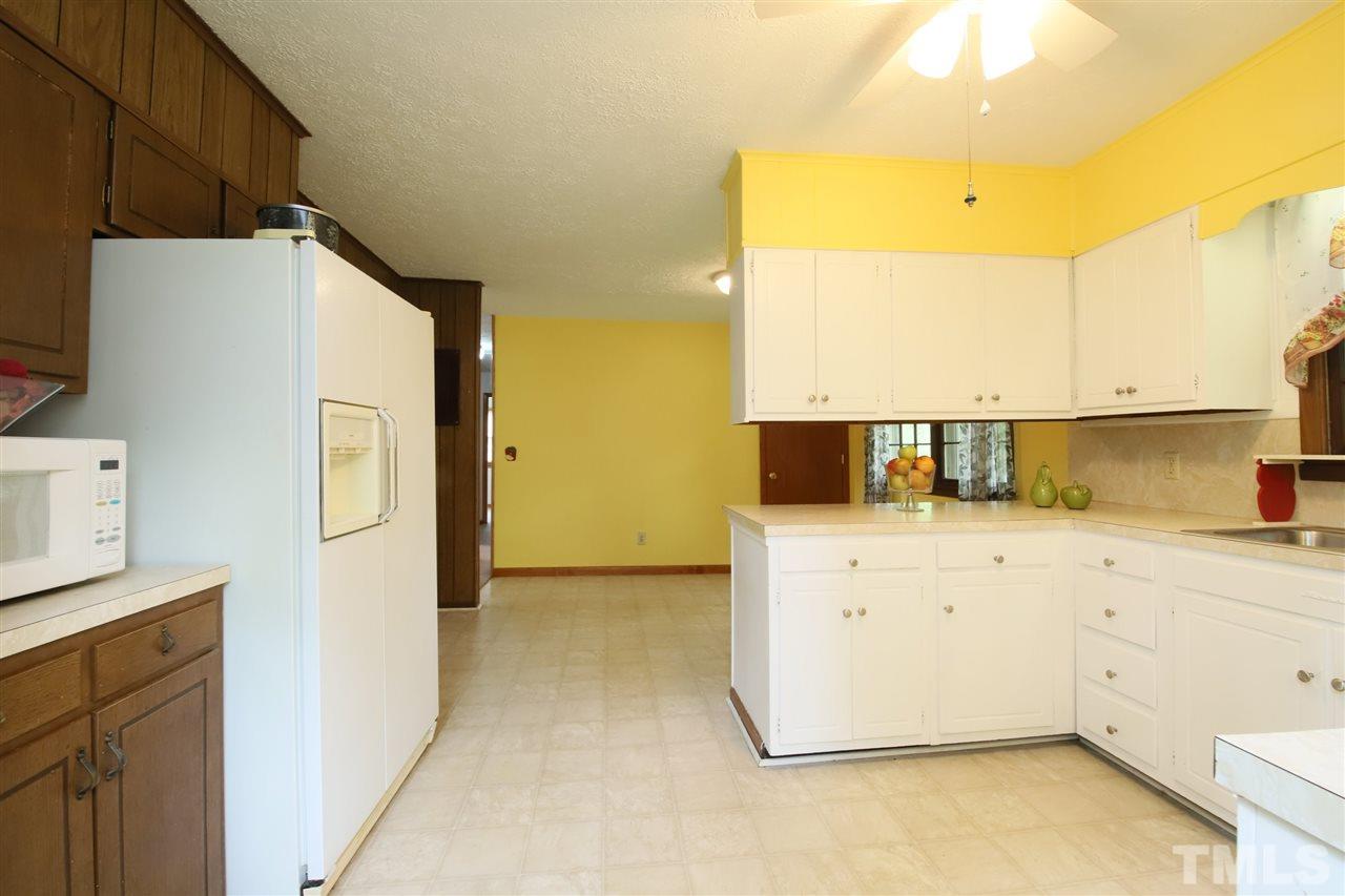 138 Magnolia Drive Roxboro, NC 27573 - Photo 13 of 29