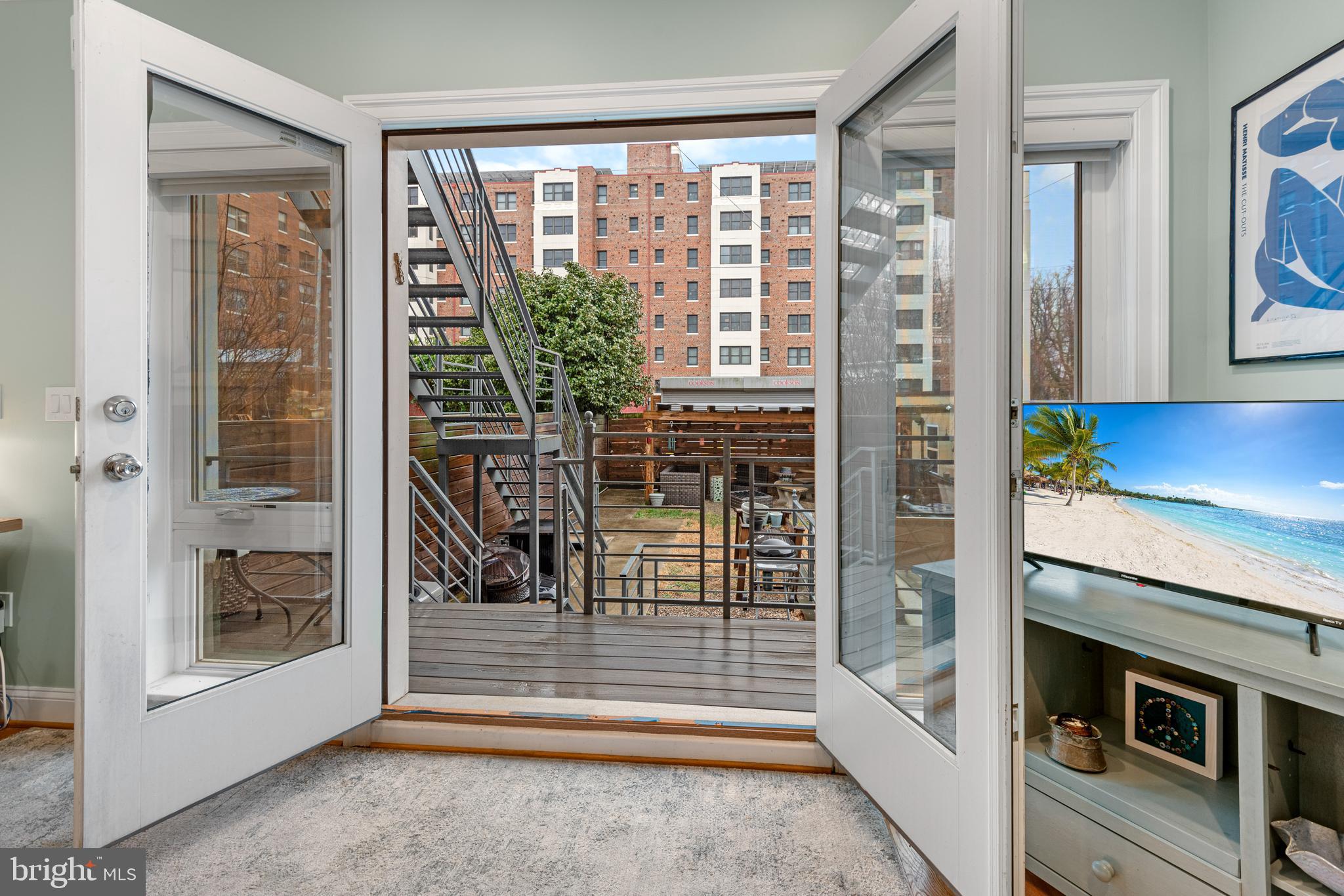 1428 Shepherd Street Northwest, Unit 1 Washington, DC 20011 - Photo 15 of 48