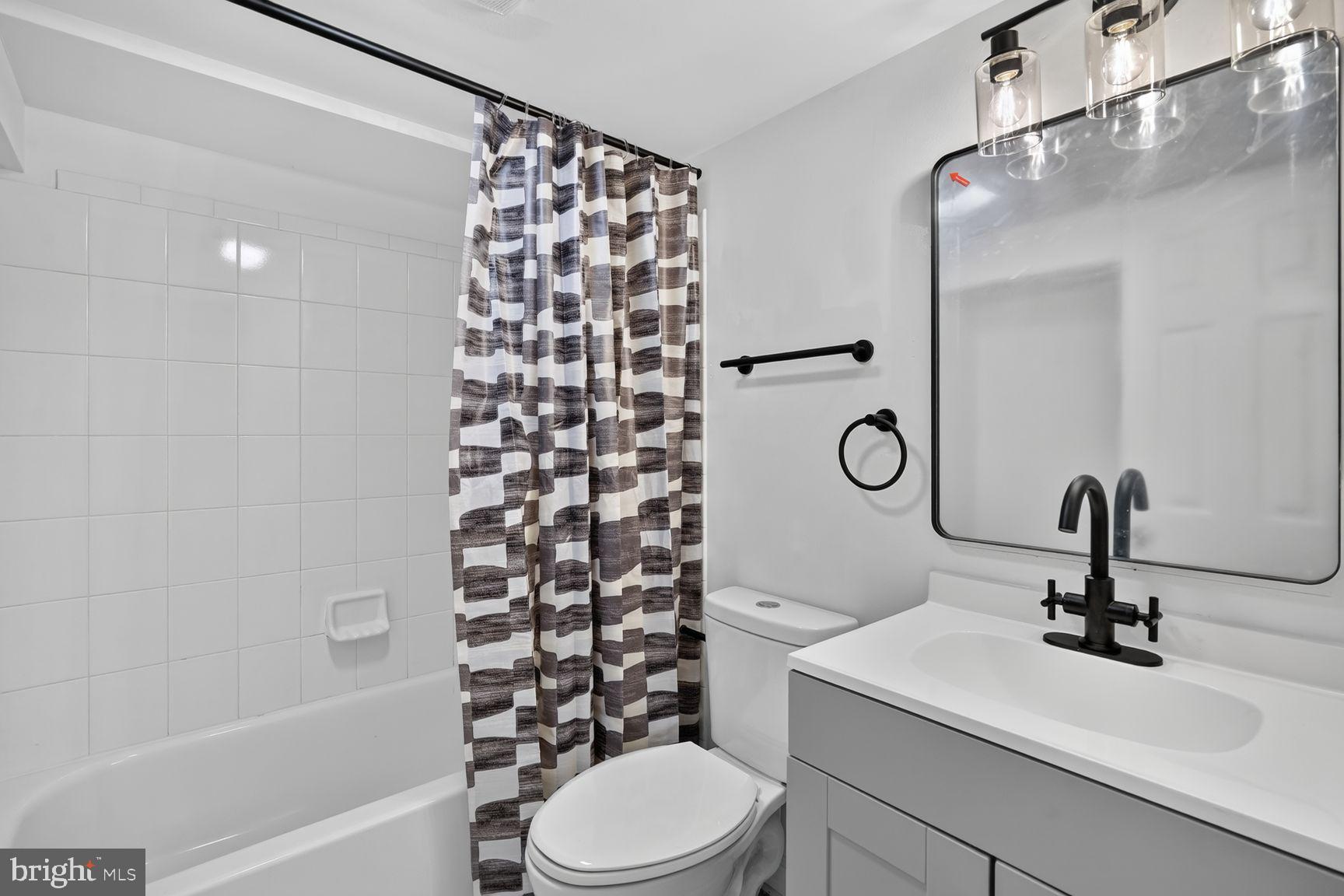 4208 Shell Street Capitol Heights, MD 20743 - Photo 29 of 43 Basement Full Bathroom