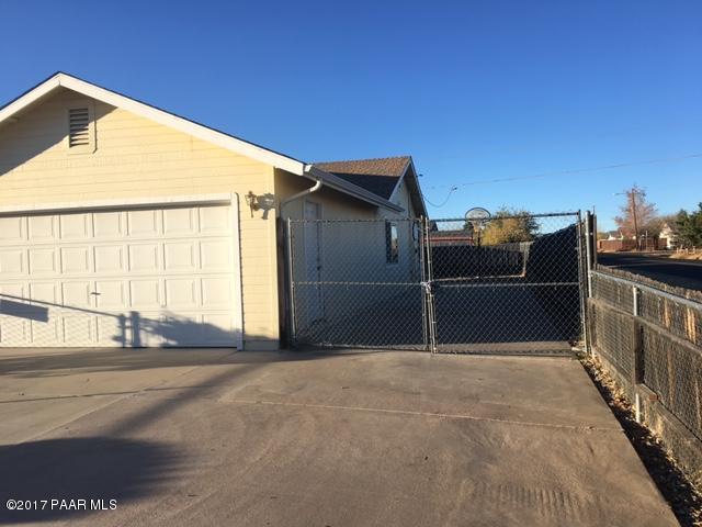 8141 East Barbara Road Prescott Valley, AZ 86314 - Photo 16 of 20 Double Garage and RV parking