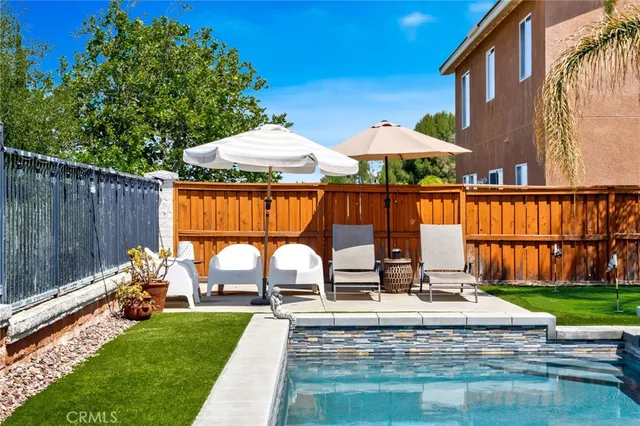 a view of outdoor space yard deck and patio
