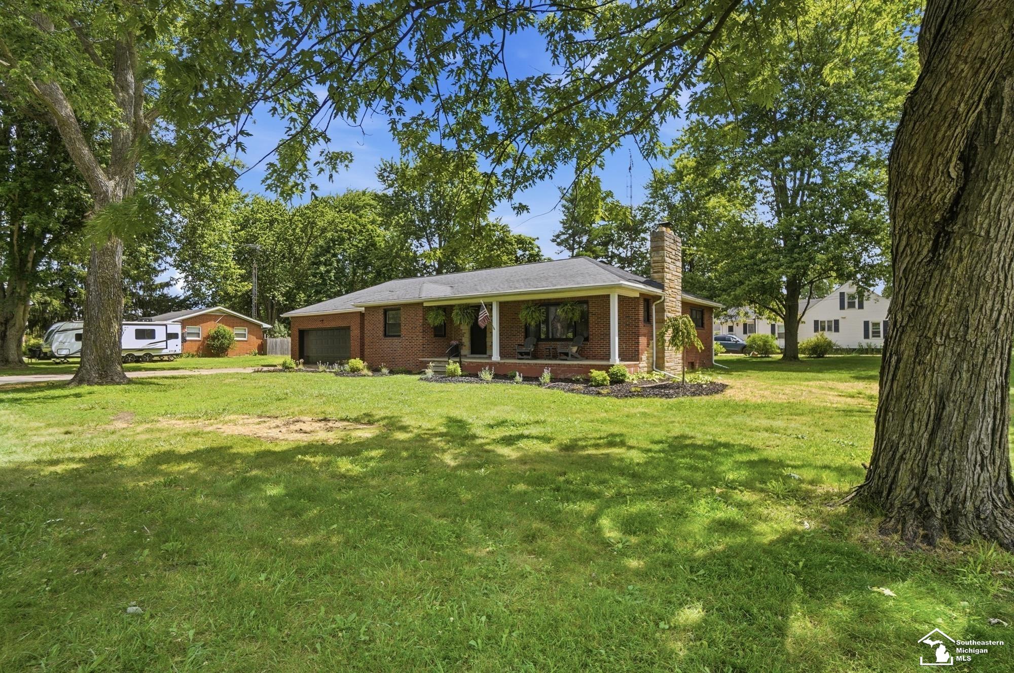 12512 Maxwell Road Carleton, MI 48117 - Photo 2 of 51