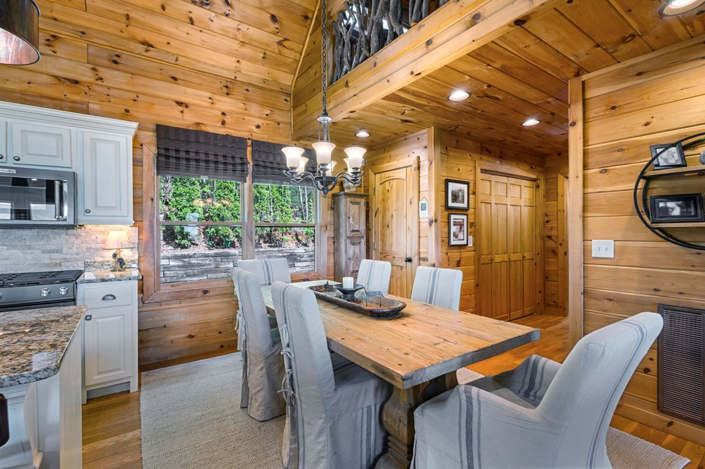 940 Whispering Lake Drive Blue Ridge, GA 30513 - Photo 20 of 70