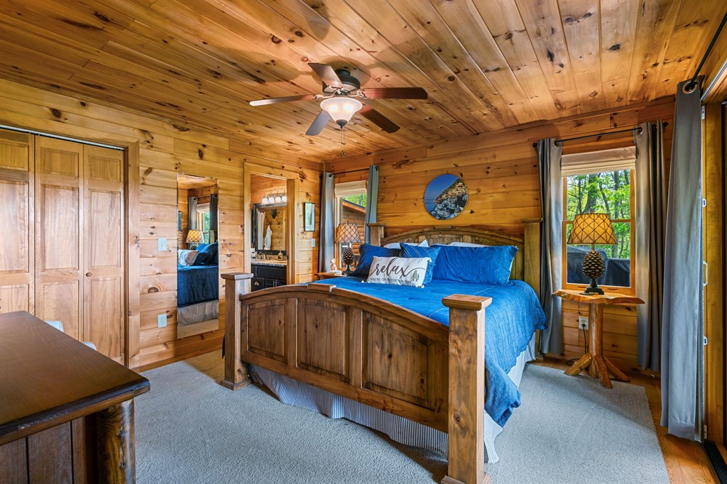 940 Whispering Lake Drive Blue Ridge, GA 30513 - Photo 27 of 70 Primary or Guest Room