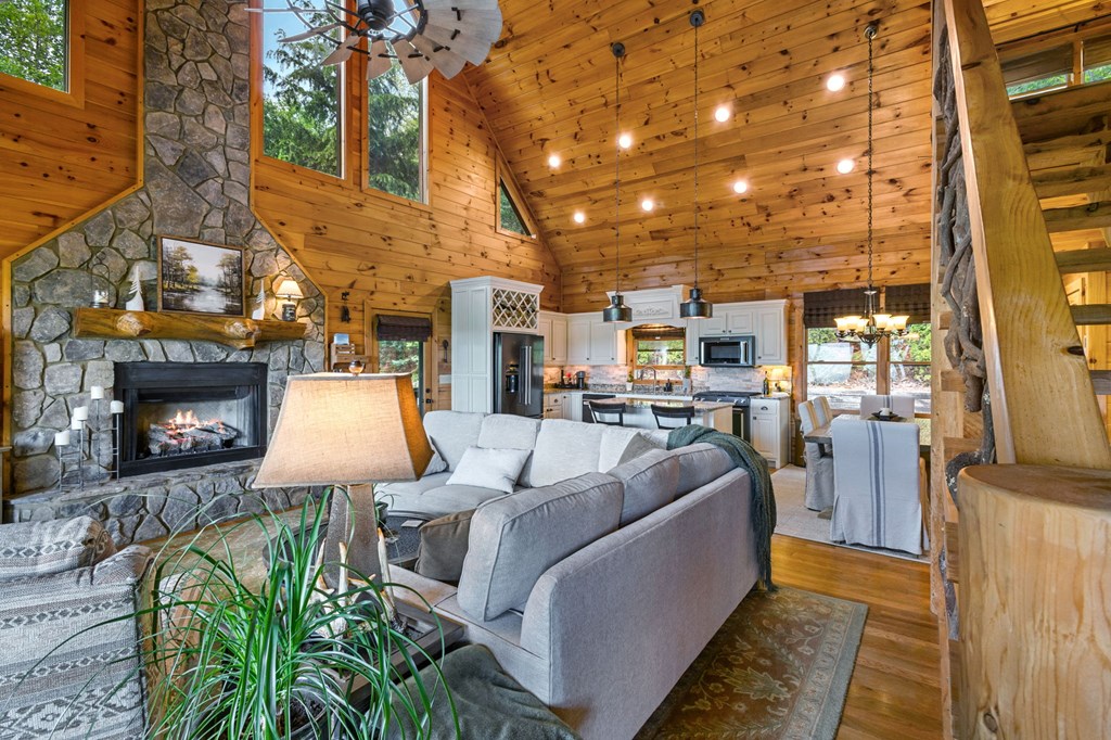 940 Whispering Lake Drive Blue Ridge, GA 30513 - Photo 29 of 70