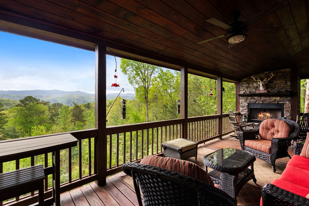 940 Whispering Lake Drive Blue Ridge, GA 30513 - Photo 32 of 70