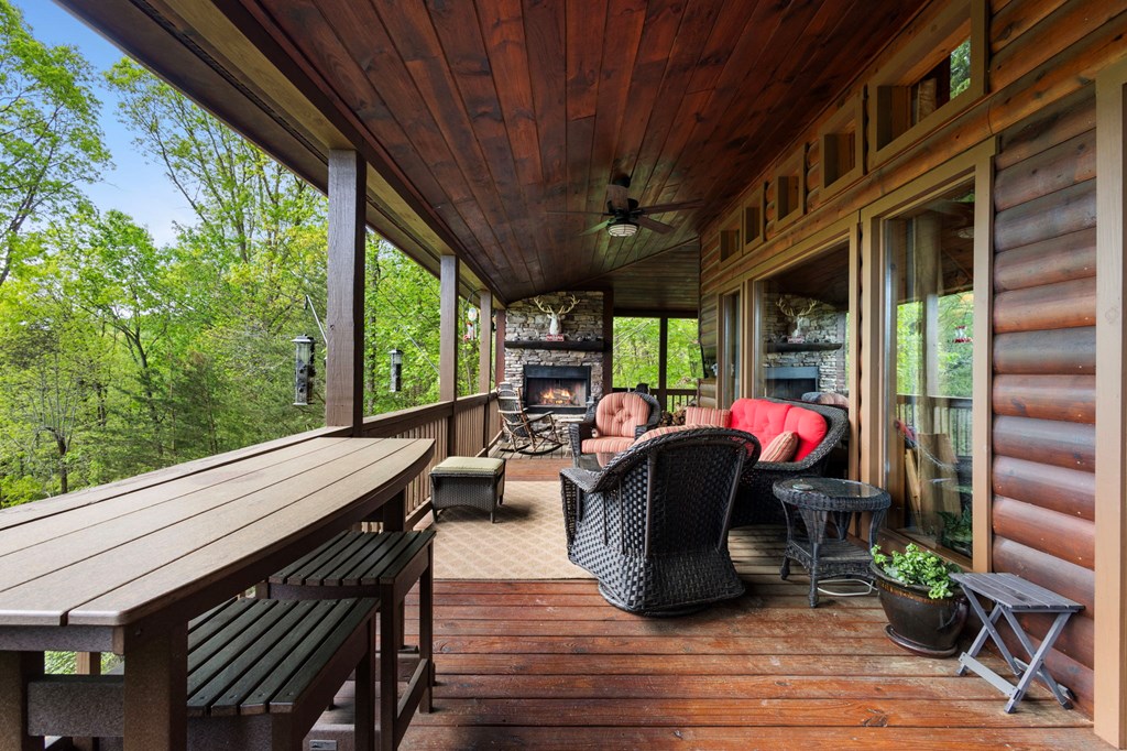 940 Whispering Lake Drive Blue Ridge, GA 30513 - Photo 35 of 70