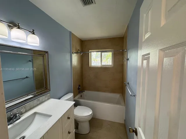 $3,800 | 18600 Southwest 97th Avenue, Cutler Bay, FL 33157