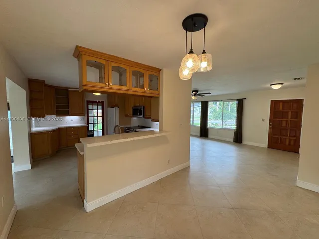 $3,800 | 18600 Southwest 97th Avenue, Cutler Bay, FL 33157