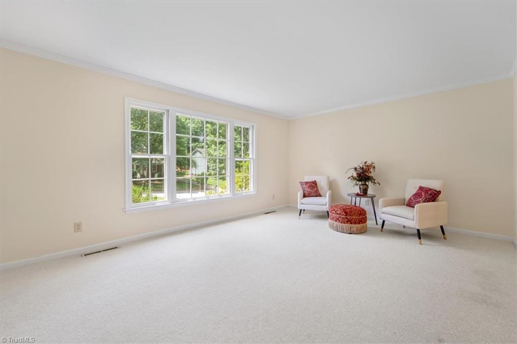 3610 Gramercy Road Greensboro, NC 27410 - Photo 10 of 39 Living Room