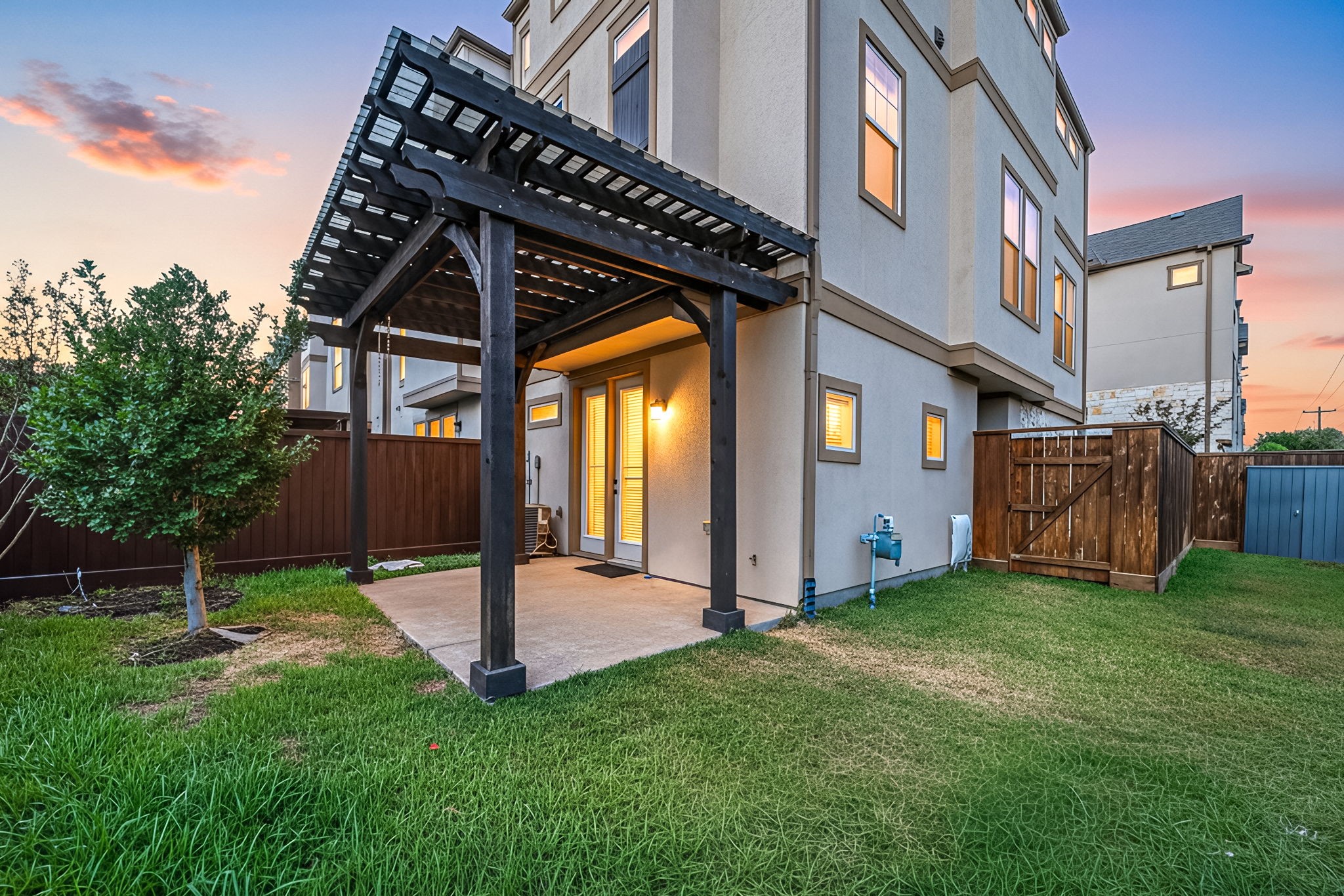 6703 Highclere Manor Lane Houston, TX 77055 - Photo 2 of 36 a view of front door of house and yard