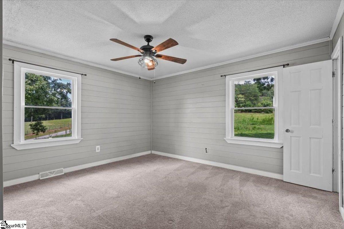 124 Porter Road Pickens, SC 29671 - Photo 12 of 30