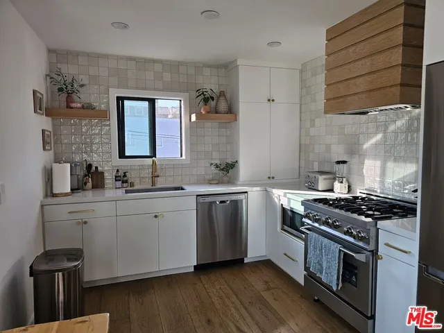 $5,900 | 17 Sunset Avenue, Unit 3, Venice, CA 90291