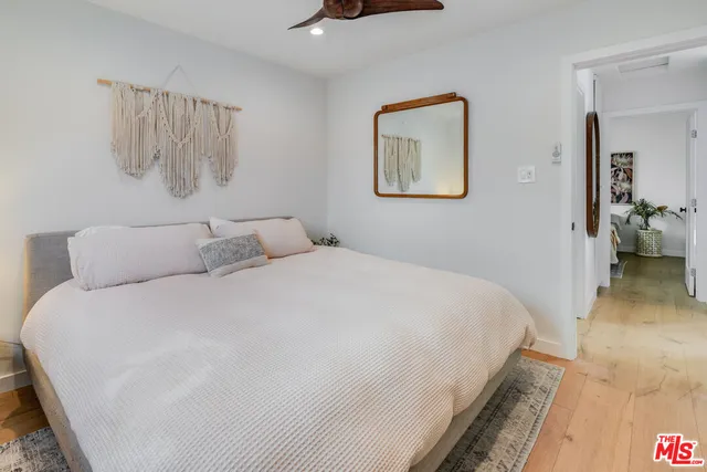 $5,900 | 17 Sunset Avenue, Unit 3, Venice, CA 90291