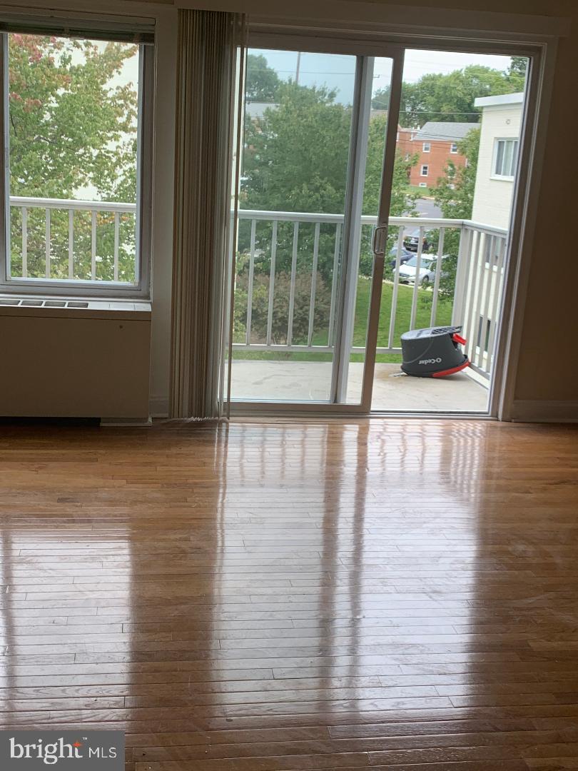 1009 Chillum Road, Unit 409 Hyattsville, MD 20782 - Photo 2 of 14