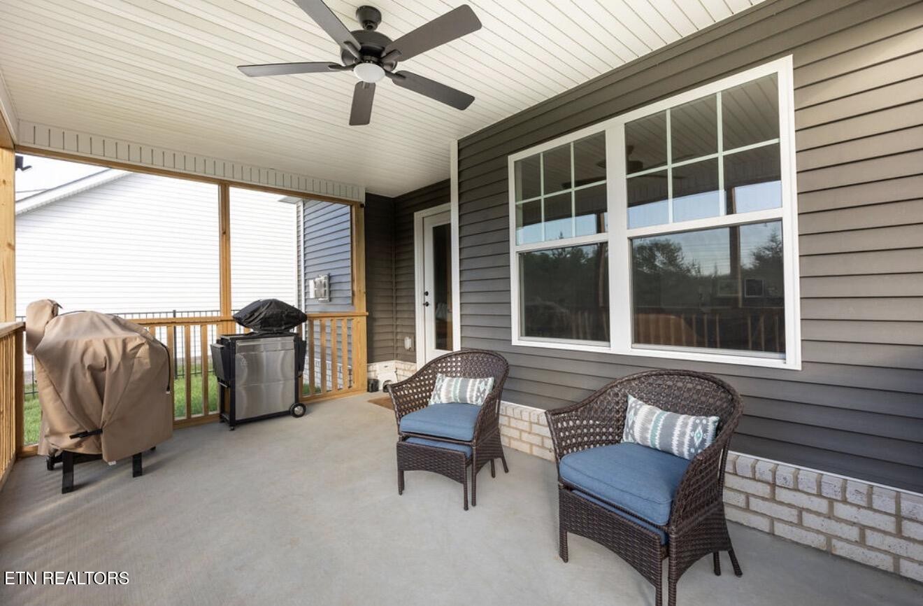 127 Songberry Street Oak Ridge, TN 37830 - Photo 10 of 46 Gallery Image 10