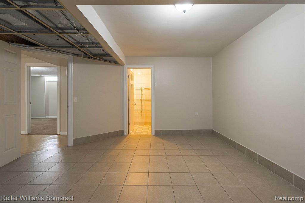 6879 John R Road Troy, MI 48085 - Photo 41 of 51