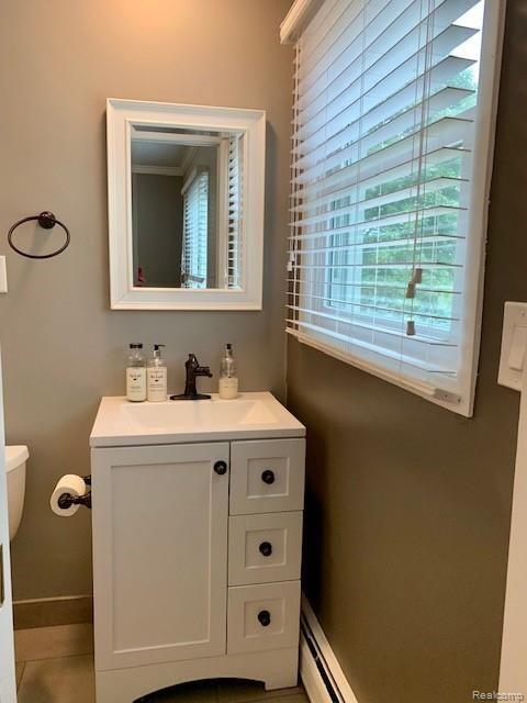 2537 West Wattles Road Troy, MI 48098 - Photo 22 of 32 Bathroom in Second Master
