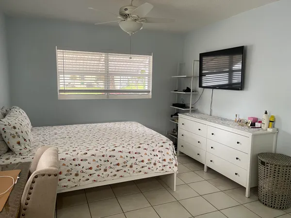 $2,200 | 3123 Southwest Natura Avenue, Deerfield Beach, FL 33441