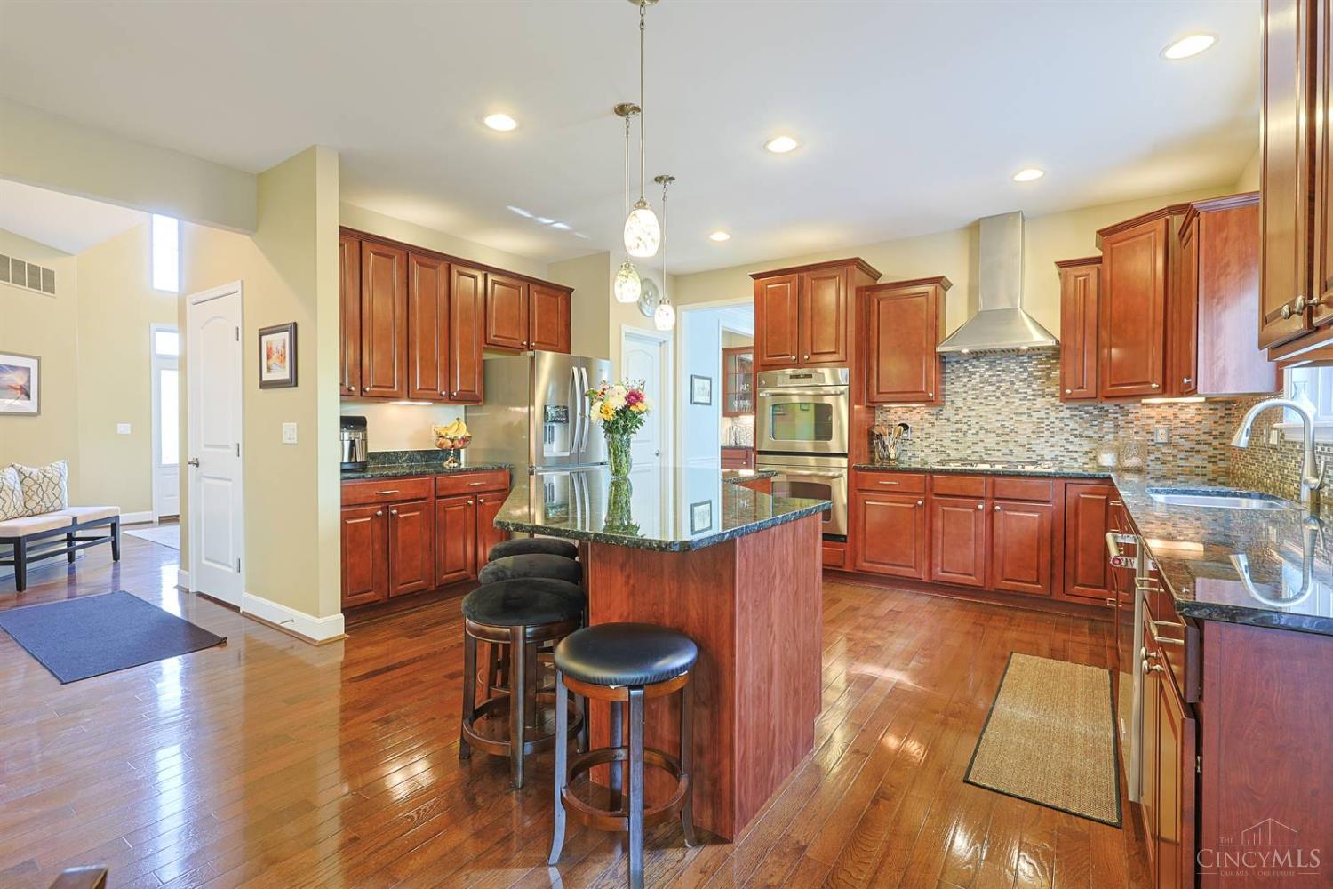 3328 Riverside Drive Mason, OH 45040 - Photo 14 of 88