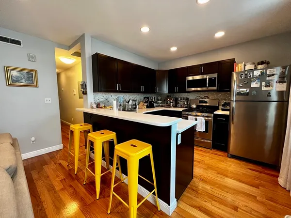 $4,000 | 170 I Street, Unit 2, Boston, MA 02127