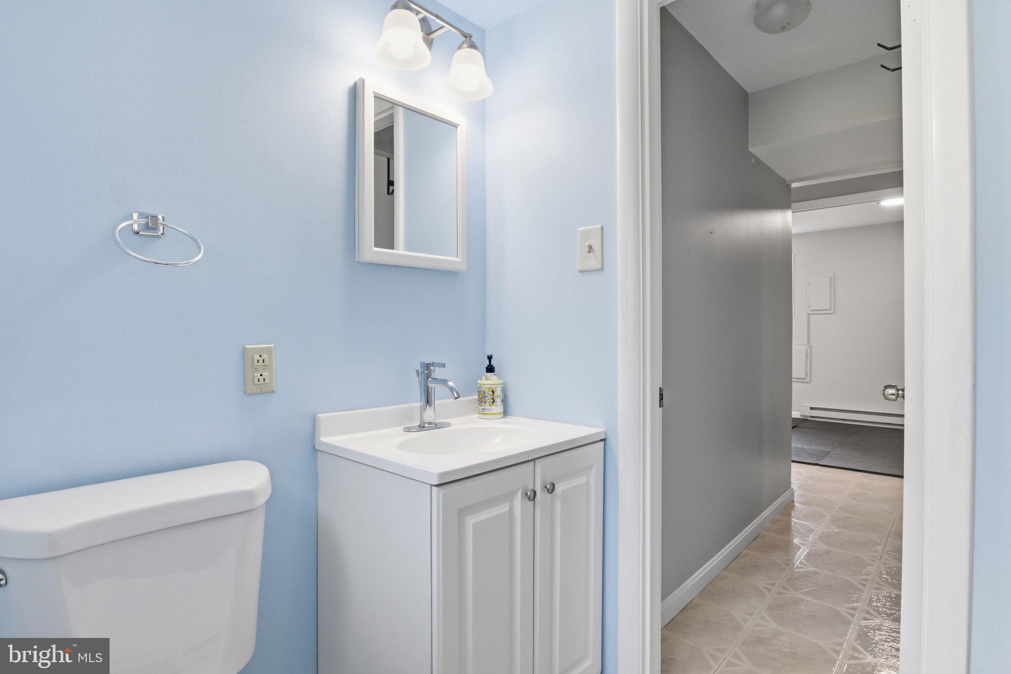4014 Jeffry Street Silver Spring, MD 20906 - Photo 15 of 30 Bath