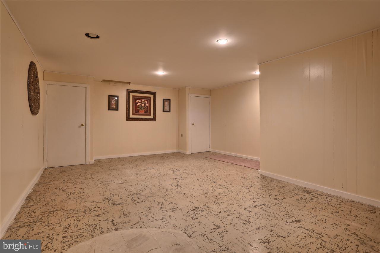 1914 Rudy Road Harrisburg, PA 17104 - Photo 21 of 25 Gallery Image 21