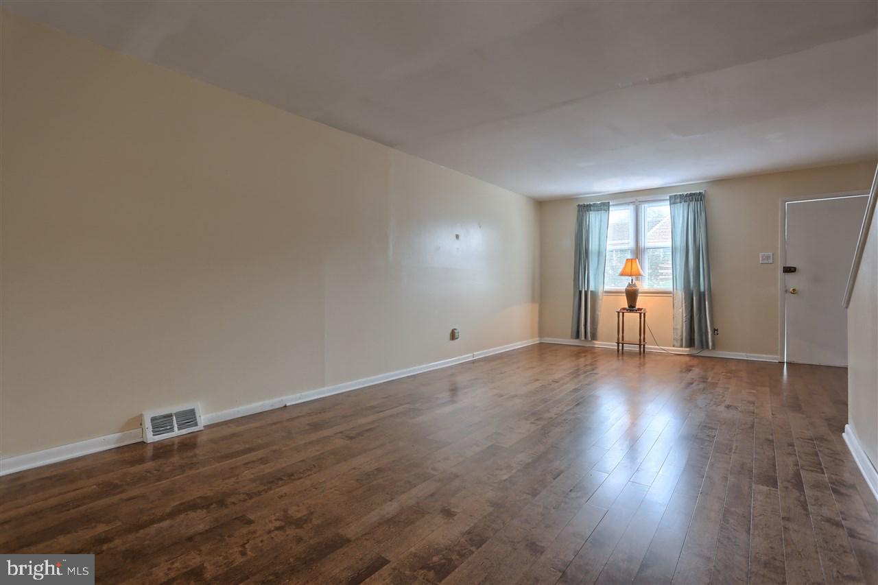 1914 Rudy Road Harrisburg, PA 17104 - Photo 9 of 25 Gallery Image 9