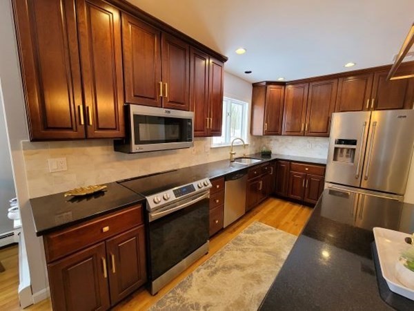 23 Pearl Road Boxford, MA 01921 - Photo 7 of 42