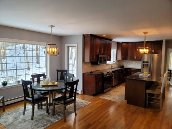 23 Pearl Road Boxford, MA 01921 - Photo 10 of 42